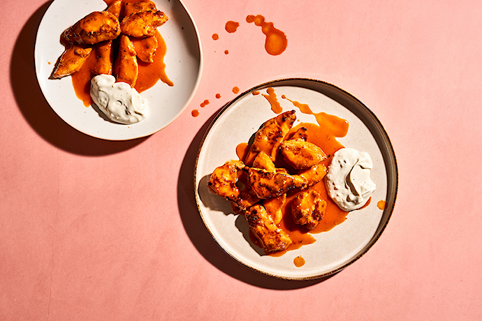 Buffalo chicken bites ja sinihomejuustodippi